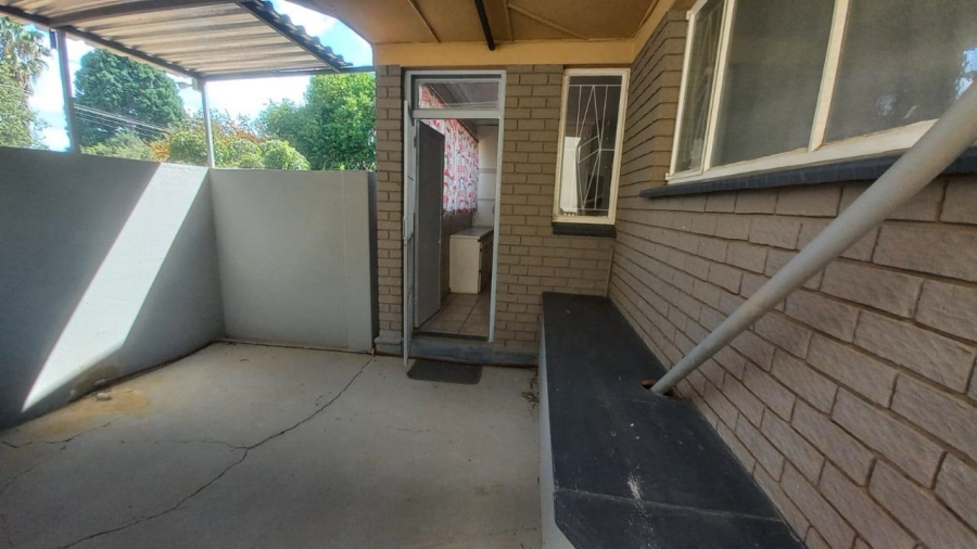 To Let 2 Bedroom Property for Rent in Irene Park North West